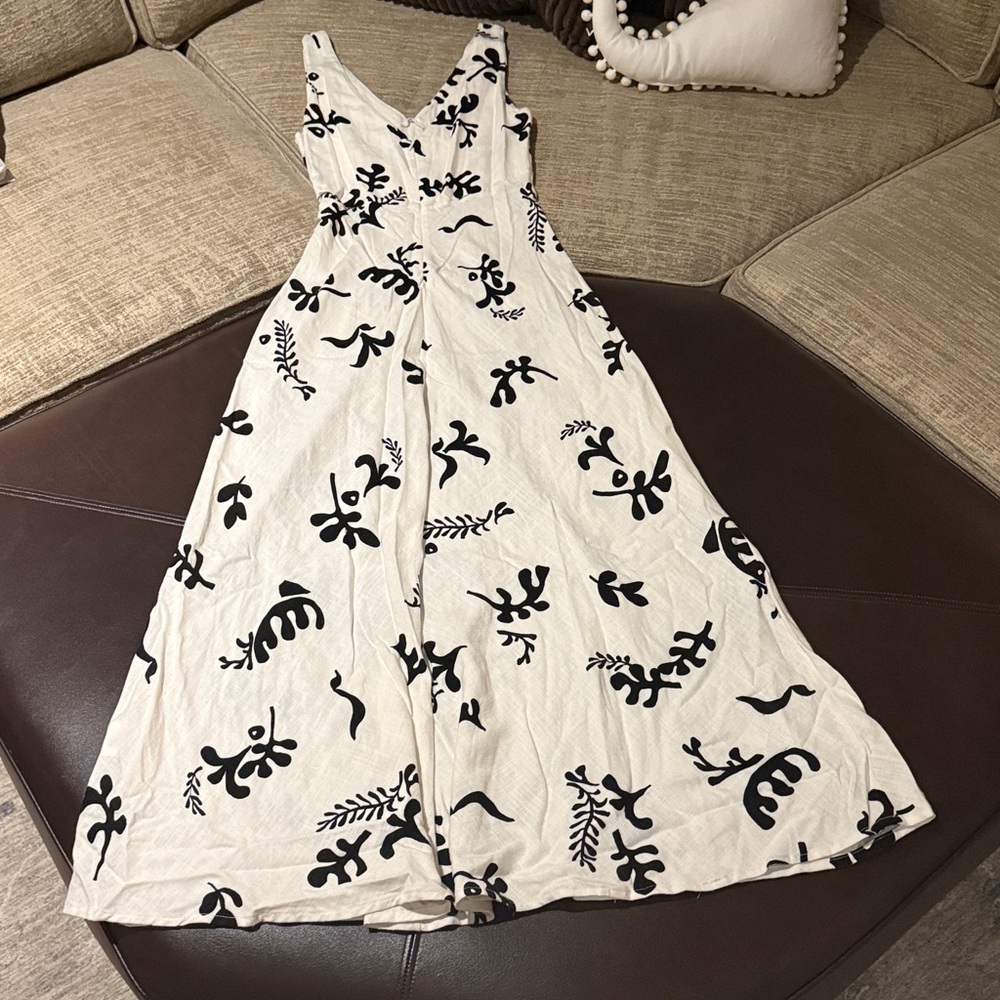 Paperheart White and Black Floral Maxi Dress - Picture 3 of 4